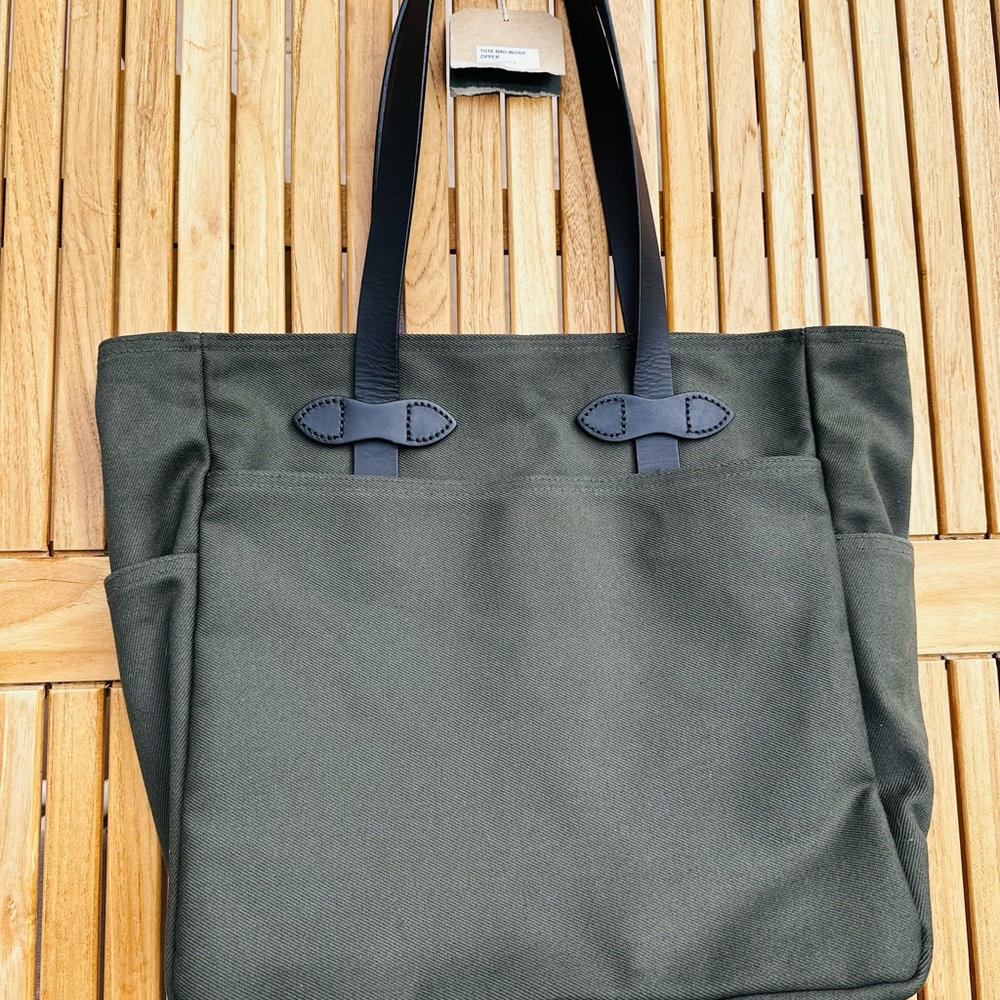 NWT FILSON Rugged Twill Canvas Men's Tote Bag w/ Leather Shoulder Straps